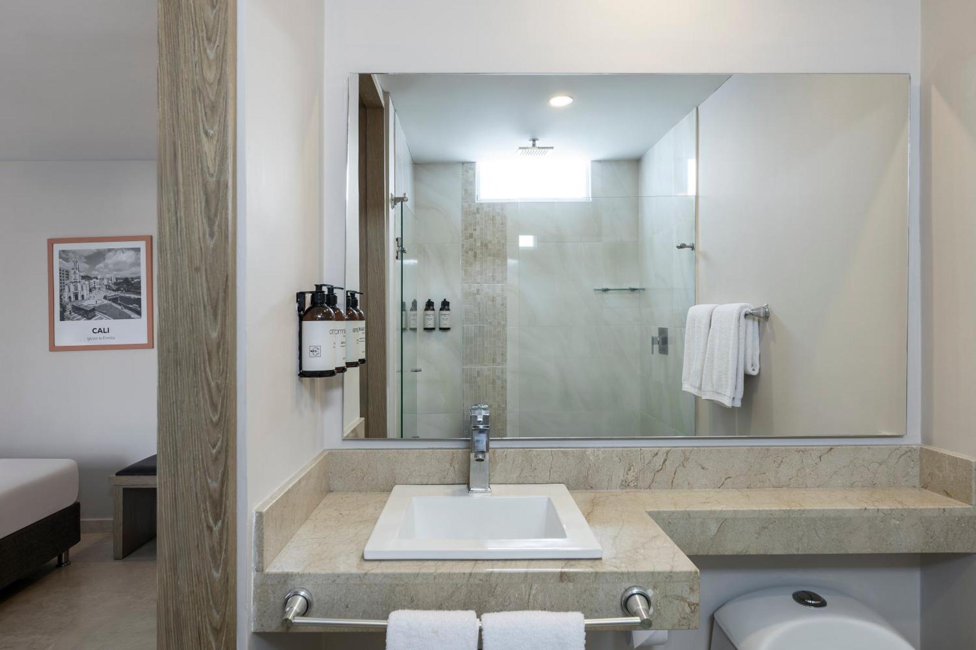 Hotel Ms Ciudad Jardin Cali Εξωτερικό φωτογραφία